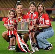 费城人队强打舒瓦伯单季击出 15 支首打席本垒打，刷新纪录